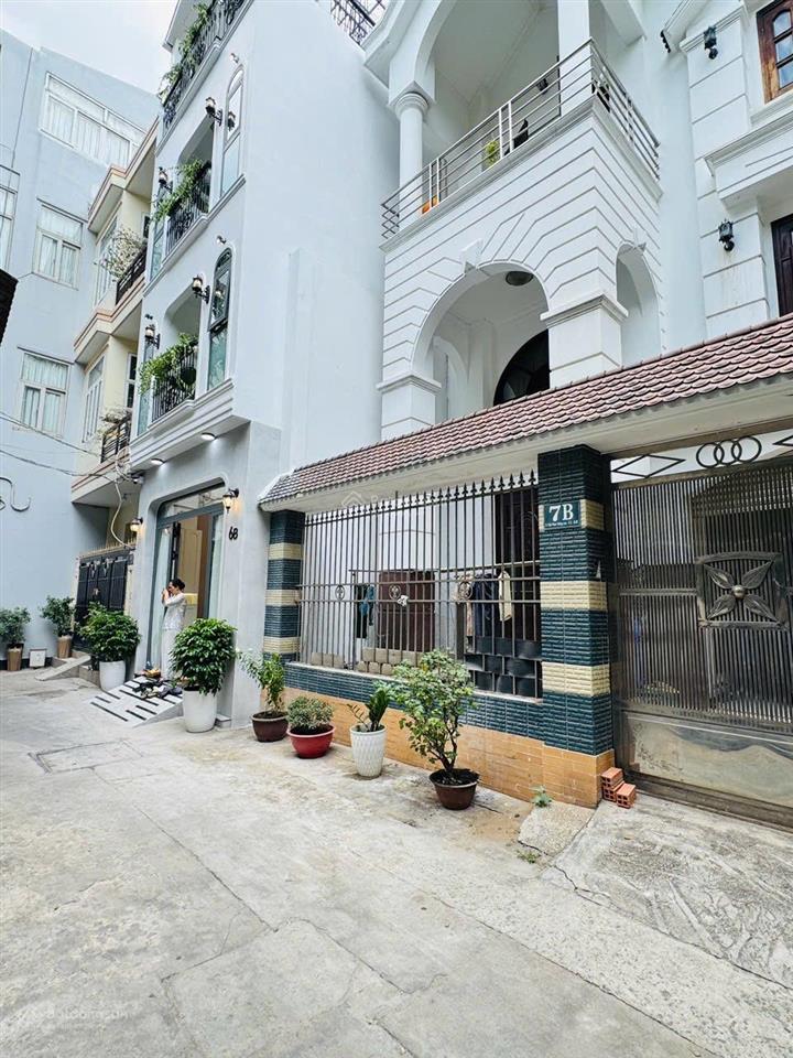 Bán nhà riêng 10 tỷ x, 40m2 tại siêu phẩm khu biệt thự cư xá, view đẹp, giá siêu hời