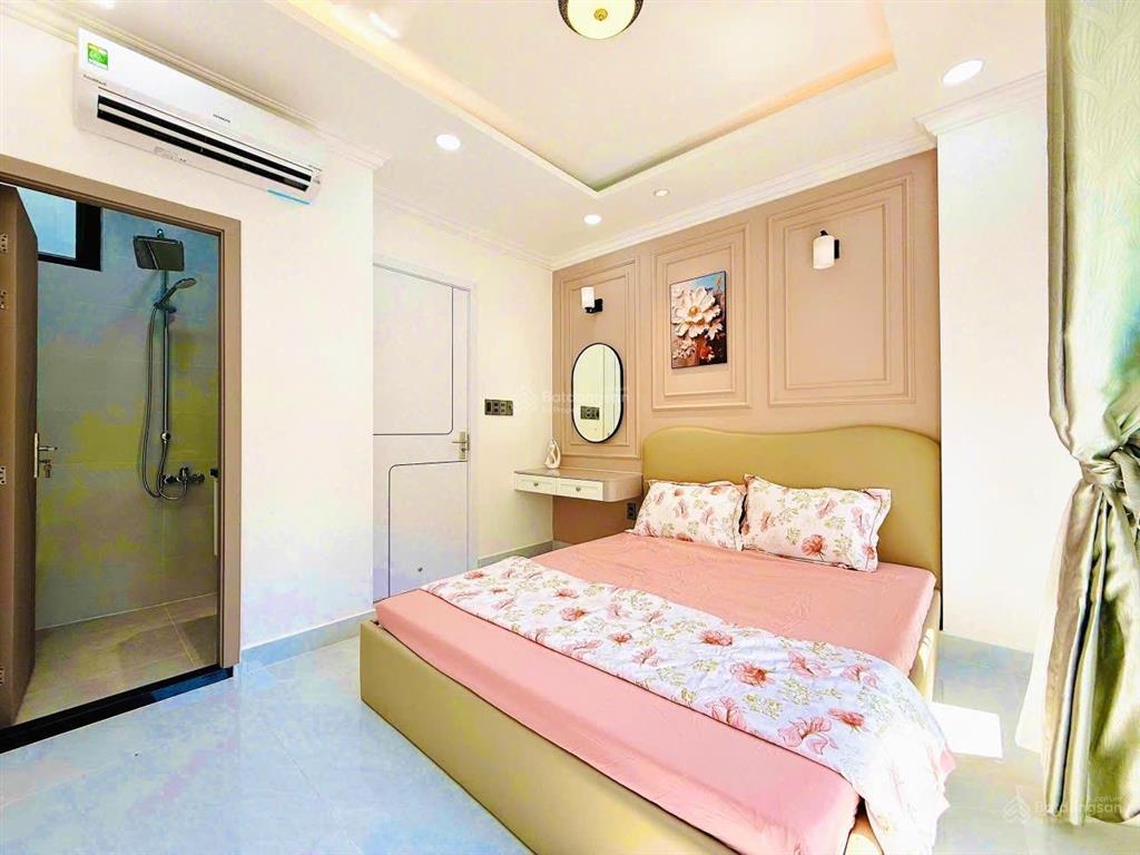 Bán nhà riêng 10 tỷ x, 40m2 tại siêu phẩm khu biệt thự cư xá, view đẹp, giá siêu hời