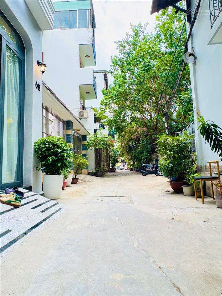 Bán nhà riêng 10 tỷ x, 40m2 tại siêu phẩm khu biệt thự cư xá, view đẹp, giá siêu hời