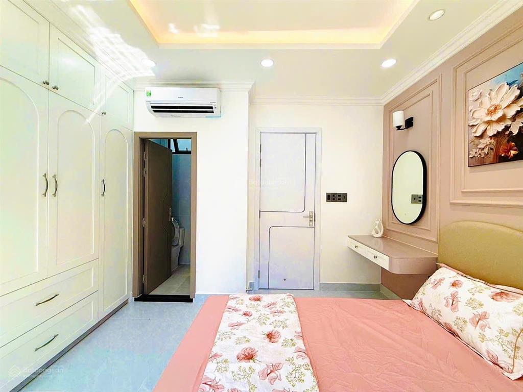 Bán nhà riêng 10 tỷ x, 40m2 tại siêu phẩm khu biệt thự cư xá, view đẹp, giá siêu hời