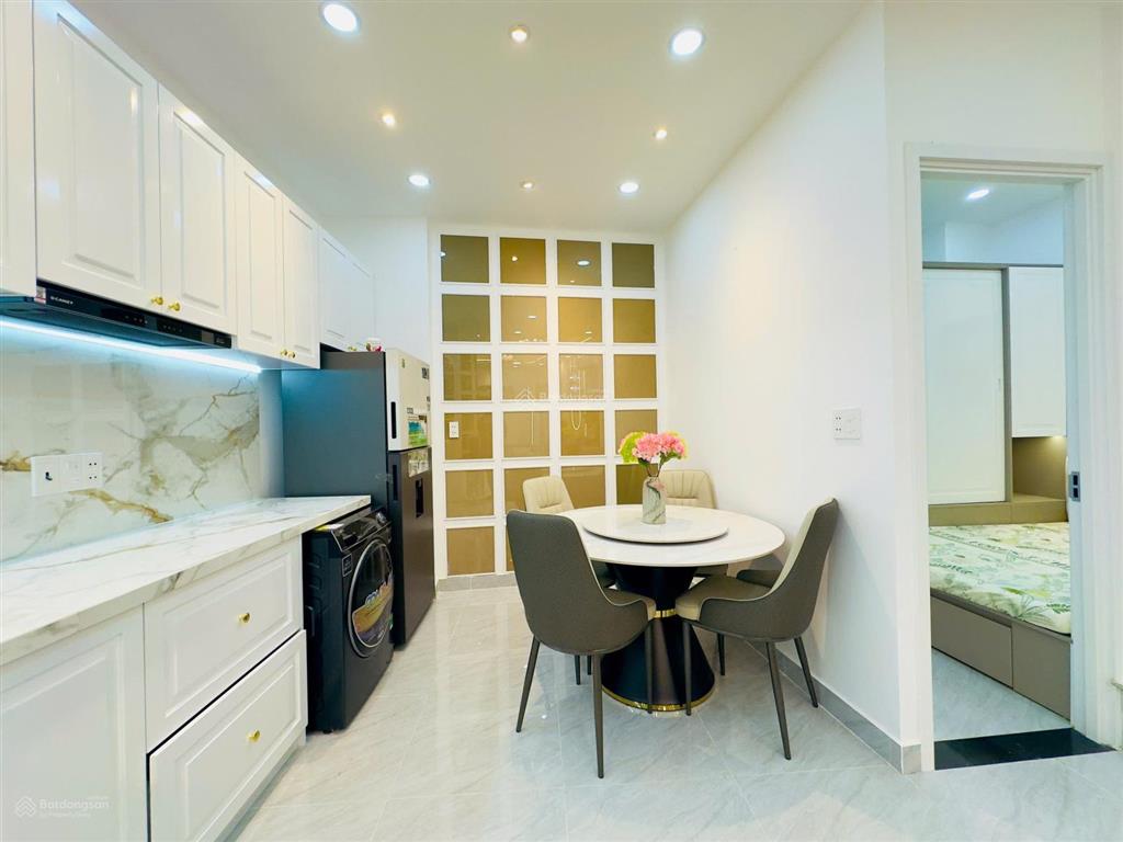 Biệt thự mini giữa lòng phan xích long  hoa sữa chỉ nhỉnh 100 triệu/m2 cho ~ 60m2 đất full ko lg