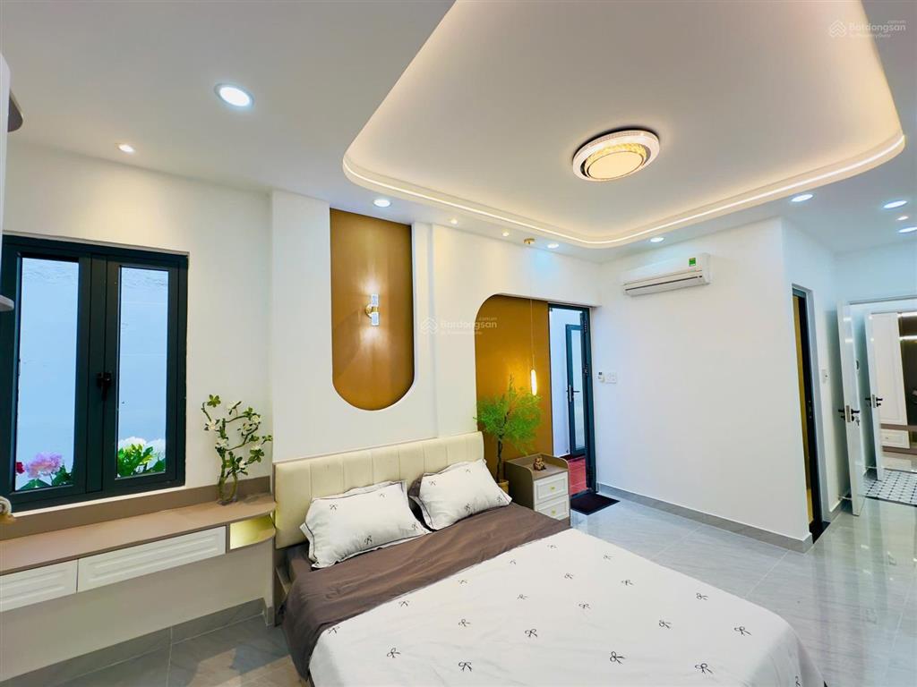 Biệt thự mini giữa lòng phan xích long  hoa sữa chỉ nhỉnh 100 triệu/m2 cho ~ 60m2 đất full ko lg