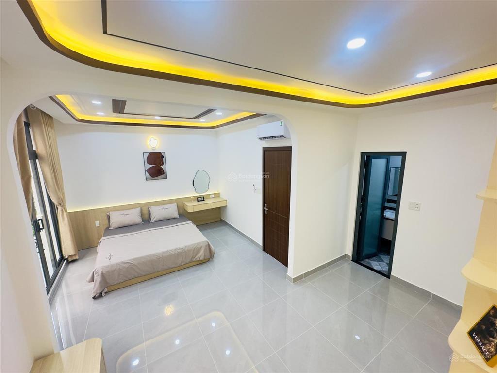 Siêu phẩm 4 tầng đẹp lung linh ngay góc trương quốc dung nguyễn văn trổi ngang 6.15m sổ đẹp, ~38m2