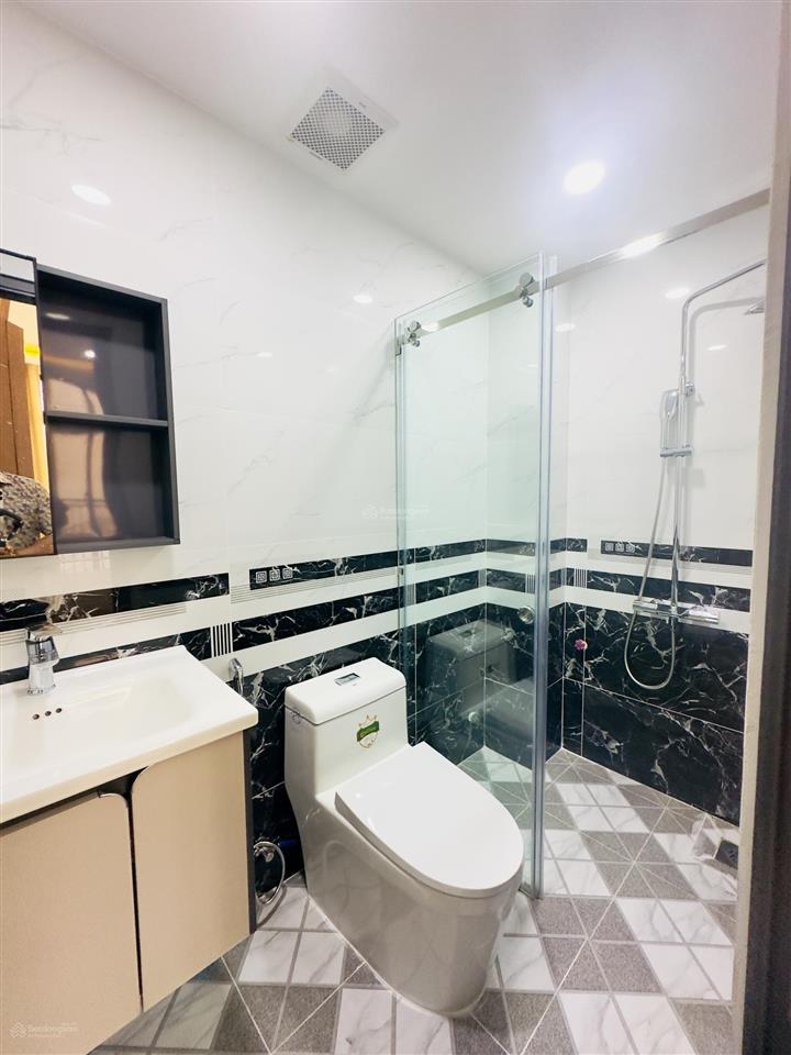 Siêu phẩm 4 tầng đẹp lung linh ngay góc trương quốc dung nguyễn văn trổi ngang 6.15m sổ đẹp, ~38m2