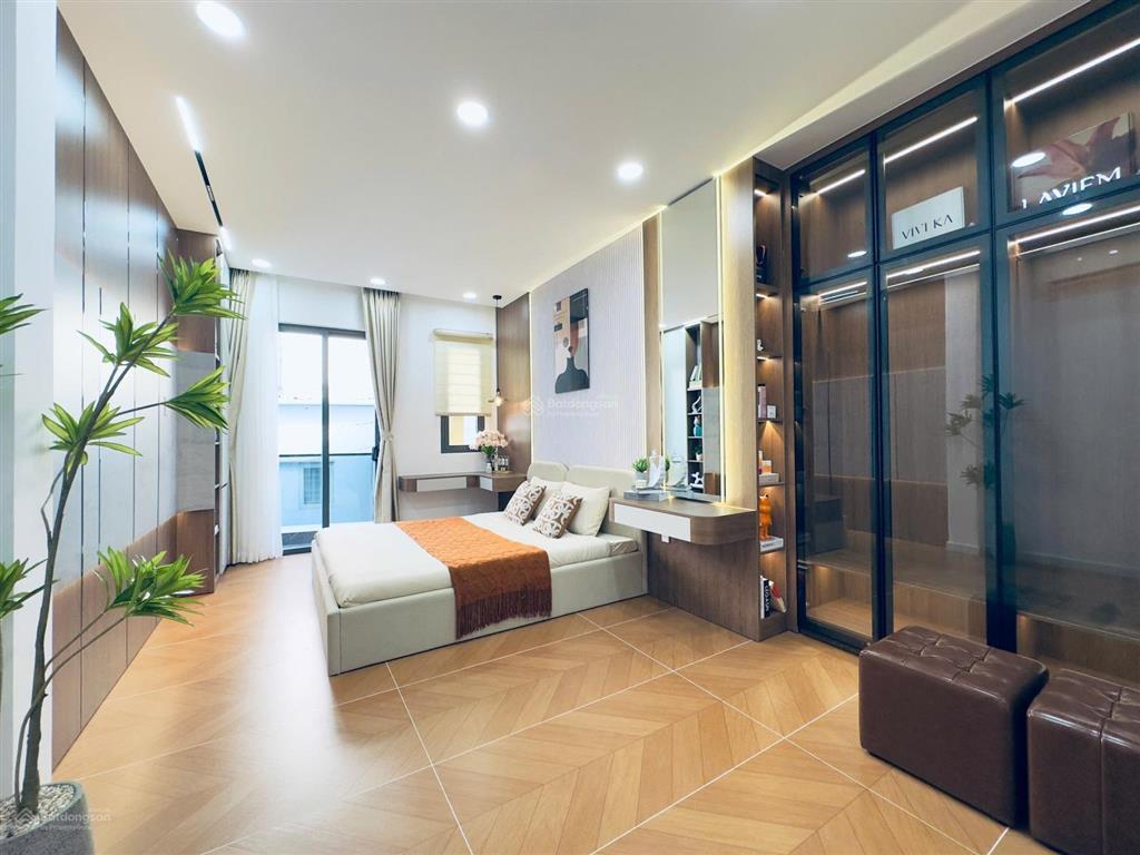 Nhà xây mới đẹp lung linh lý thường kiệt giáp bình thạnh, 3,5m x 12m, nở hậu 4m 41m2 đất, 4 tầng