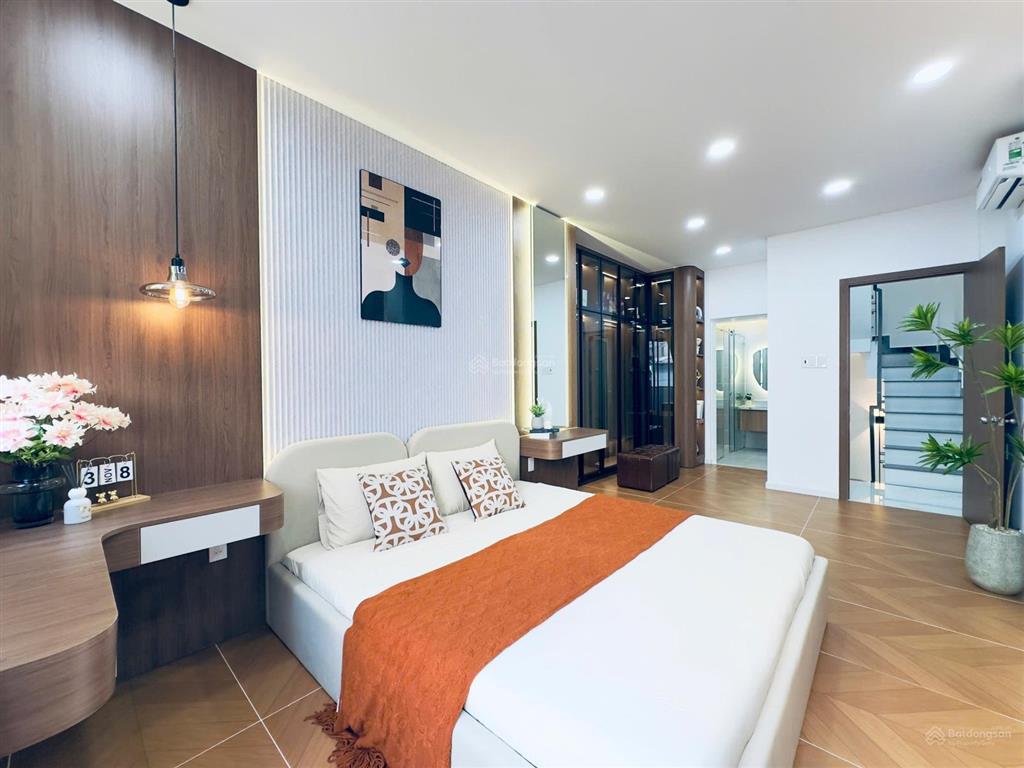 Nhà xây mới đẹp lung linh lý thường kiệt giáp bình thạnh, 3,5m x 12m, nở hậu 4m 41m2 đất, 4 tầng