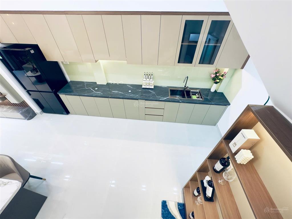 Nhà xây mới đẹp lung linh lý thường kiệt giáp bình thạnh, 3,5m x 12m, nở hậu 4m 41m2 đất, 4 tầng