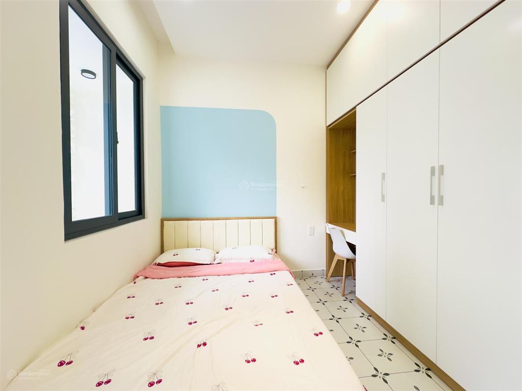 Bán nhà hxh 330/ phan văn trị, 6,3 tỷ (thương lượng). dt 3,4m dài 12,2m, nở hậu 3,45m, 44m²