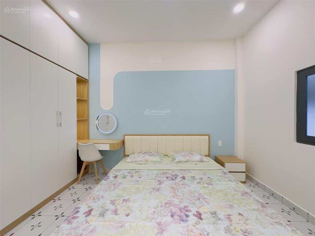 Bán nhà hxh 330/ phan văn trị, 6,3 tỷ (thương lượng). dt 3,4m dài 12,2m, nở hậu 3,45m, 44m²