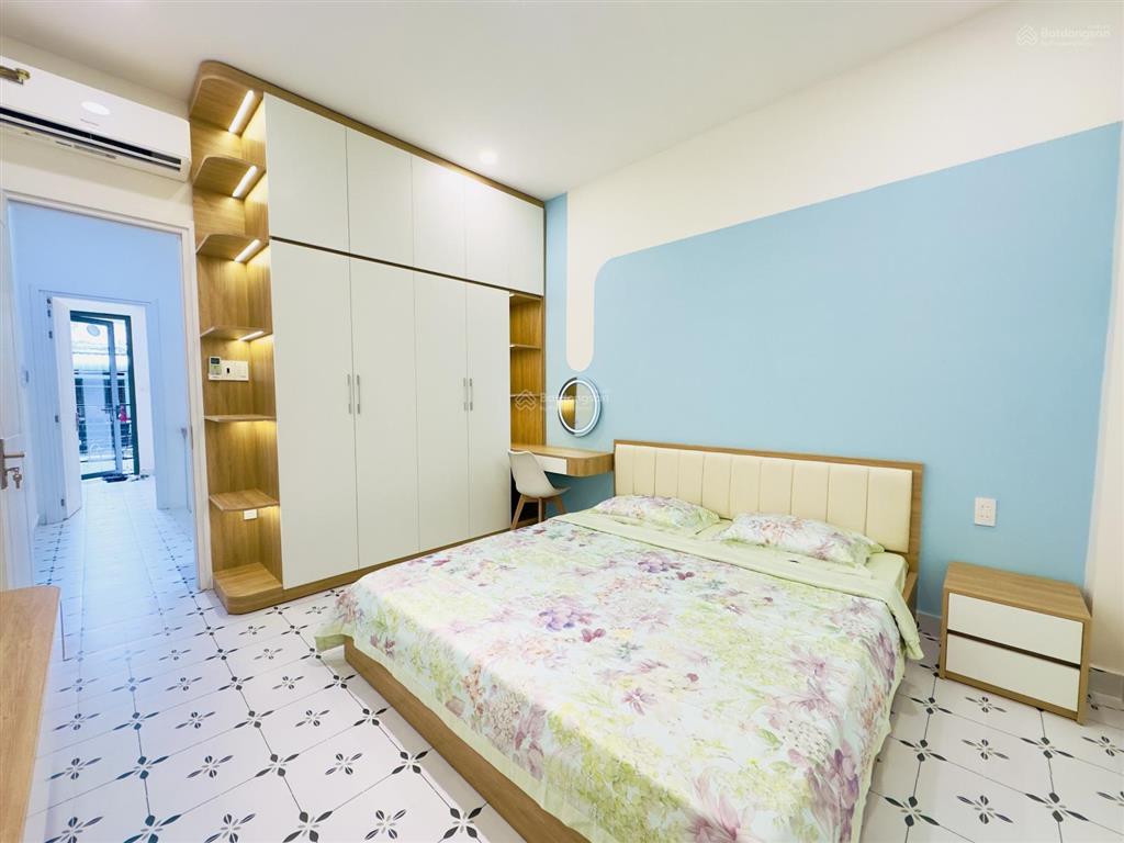 Bán nhà hxh 330/ phan văn trị, 6,3 tỷ (thương lượng). dt 3,4m dài 12,2m, nở hậu 3,45m, 44m²