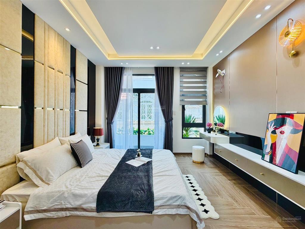 Cặp siêu phẩm trung tâm sát đại học công nghiệp tú mỡ, 4.5x13m trệt 2 lầu sân thượng chuồng cu