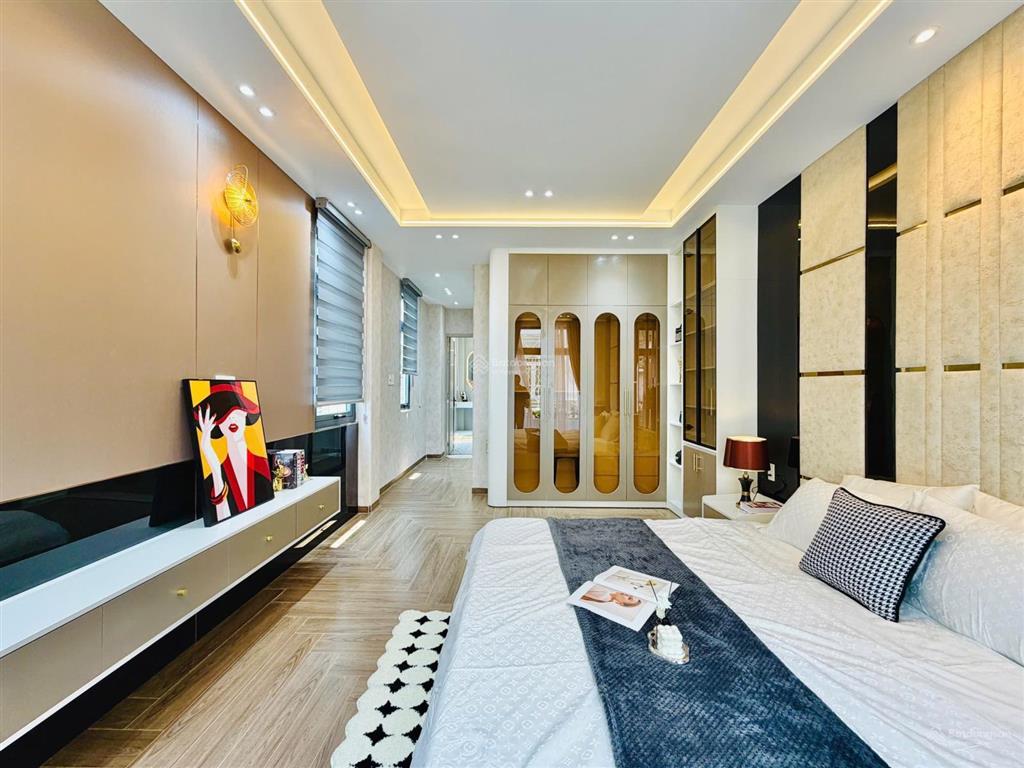Cặp siêu phẩm trung tâm sát đại học công nghiệp tú mỡ, 4.5x13m trệt 2 lầu sân thượng chuồng cu
