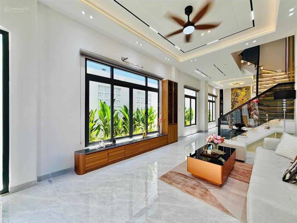 Cặp siêu phẩm trung tâm sát đại học công nghiệp tú mỡ, 4.5x13m trệt 2 lầu sân thượng chuồng cu