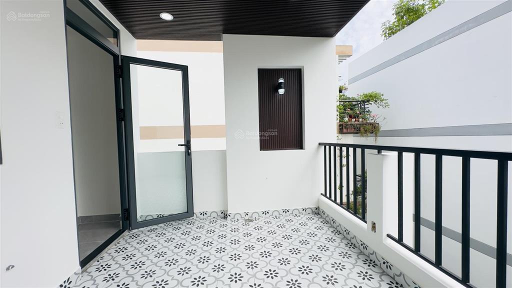 Nhà mới phú nhuận  oto vào nhà  5 tầng  50m2  thang máy chỉ 10.95, 3.85m ( nh 4m ) x 13m 50m2