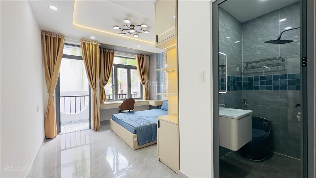 Nhà mới phú nhuận  oto vào nhà  5 tầng  50m2  thang máy chỉ 10.95, 3.85m ( nh 4m ) x 13m 50m2