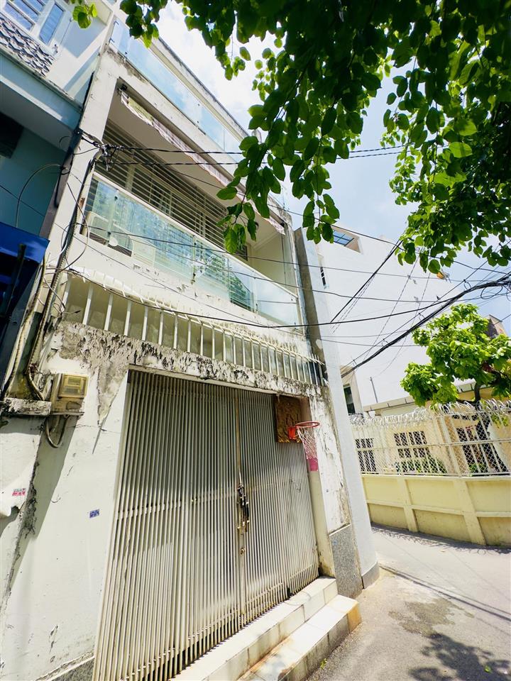 Nhà hẻm nhựa xh tới sát nhà đường nguyễn v đậu  lê q định dt  4.2m x 10m nhà nh đẹp 4.5m. 40m2
