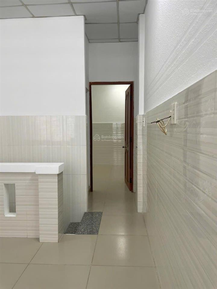 Giảm 800tr. nhà hiếm khu phan xích long pn, 4,1m x 11m, cn 45m2, 90m2 sàn, 2 tầng btct, kế hxh