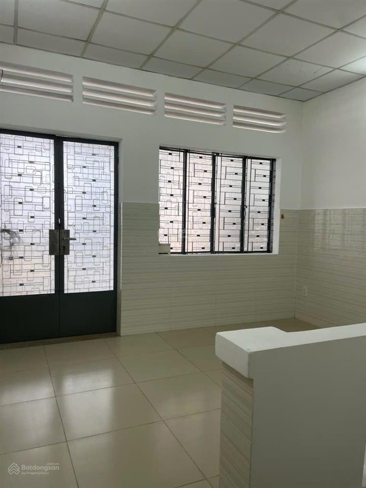 Giảm 800tr. nhà hiếm khu phan xích long pn, 4,1m x 11m, cn 45m2, 90m2 sàn, 2 tầng btct, kế hxh