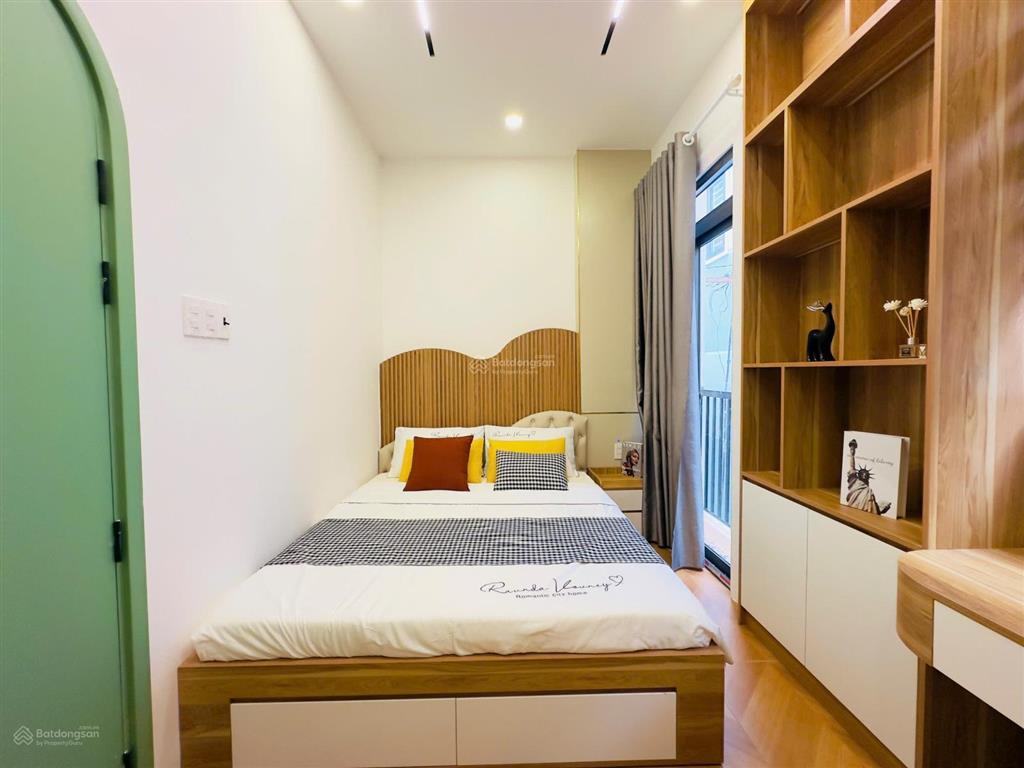 Nhà đẹp xây mới 4 tầng full nội thất, trung tâm phú nhuận, 4,4m x 4,4m, 20m2 giá chỉ 4,99 tỷ,
