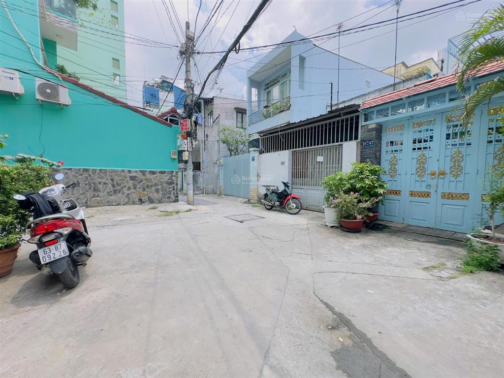 Nhà đẹp xây mới 4 tầng full nội thất, trung tâm phú nhuận, 4,4m x 4,4m, 20m2 giá chỉ 4,99 tỷ,