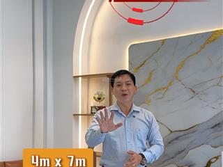 Nhà đẹp hiếm 3pn, 2 tầng, 50m2 sàn, 4x7m, 28m2 sử dụng, kế hxh 18 tăng bạt hổ, gần chợ, đh văn lang