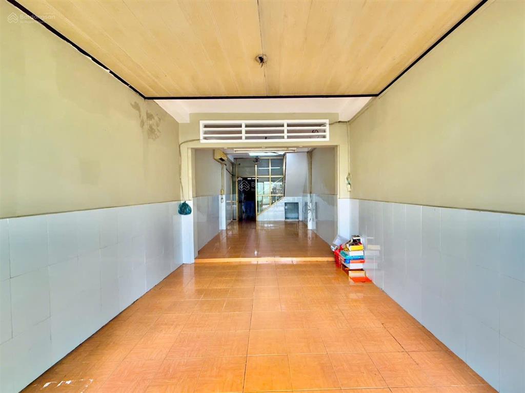 Mặt tiền kinh doanh nguyễn thượng hiền phường hạnh thông  dt 3,5x17 nở hậu 3m6 thực tế sử dụng 62m