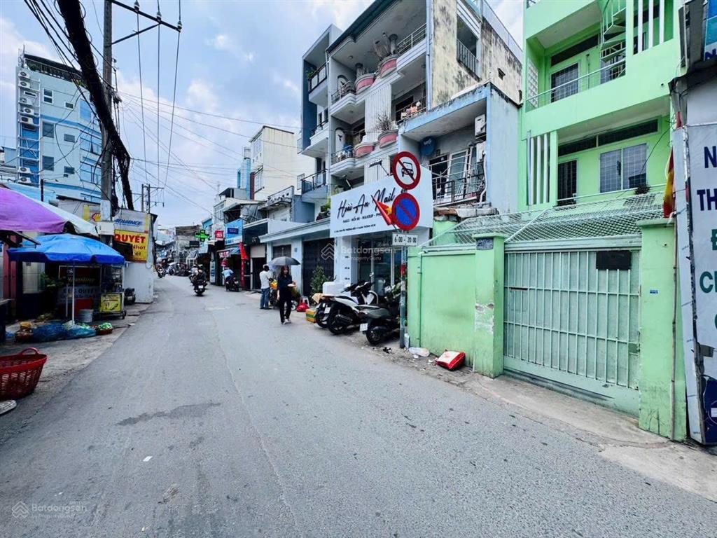 Mặt tiền kinh doanh nguyễn thượng hiền phường hạnh thông  dt 3,5x17 nở hậu 3m6 thực tế sử dụng 62m