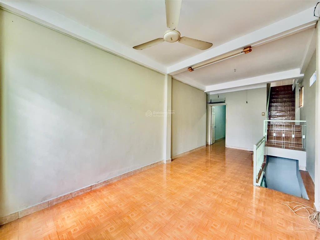 Mặt tiền kinh doanh nguyễn thượng hiền phường hạnh thông  dt 3,5x17 nở hậu 3m6 thực tế sử dụng 62m