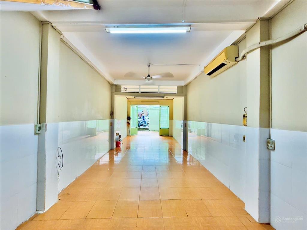Mặt tiền kinh doanh nguyễn thượng hiền phường hạnh thông  dt 3,5x17 nở hậu 3m6 thực tế sử dụng 62m