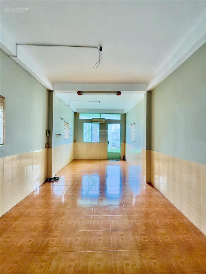 Mặt tiền kinh doanh nguyễn thượng hiền phường hạnh thông  dt 3,5x17 nở hậu 3m6 thực tế sử dụng 62m