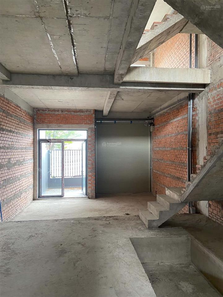 Bán biệt thự xây thô 4 tầng tại dự án thanh nhựt, phước kiển, nhà bè. giảm giá 1 tỷ, còn 11 tỷ.