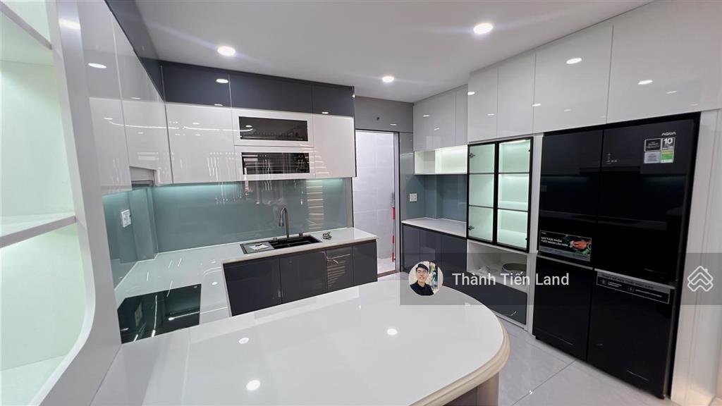 Bán nhà đẹp ở ngay, hxh hương lộ 2  lê văn quới, 4x13m 4 tầng + lửng, full nội thất. chỉ 7.85 tỷ