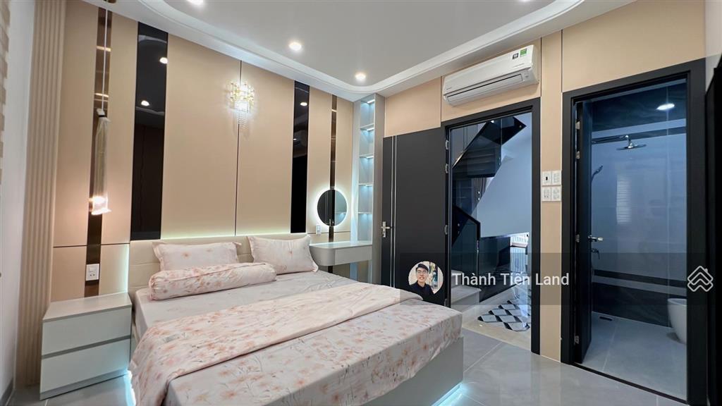 Bán nhà đẹp ở ngay, hxh hương lộ 2  lê văn quới, 4x13m 4 tầng + lửng, full nội thất. chỉ 7.85 tỷ