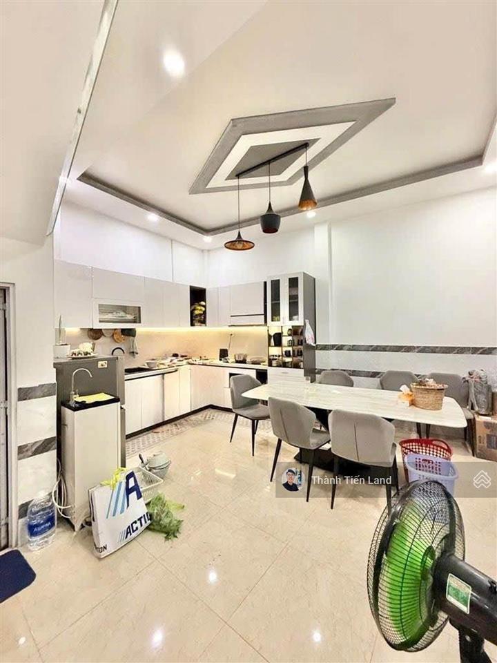Bán nhà tỉnh lộ 10, ngay khu tên lửa, 55m2, nở hậu, hẻm 4m, chỉ 4 tỷ hơn.