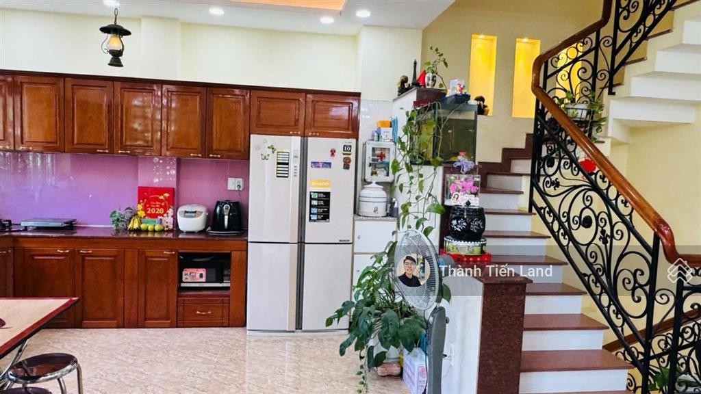 Nhà 4 tầng, gần chợ gò xoài, tân kỳ tân quý, ngang 7.5m rộng rãi, có gara oto, giá 6.x tỷ.