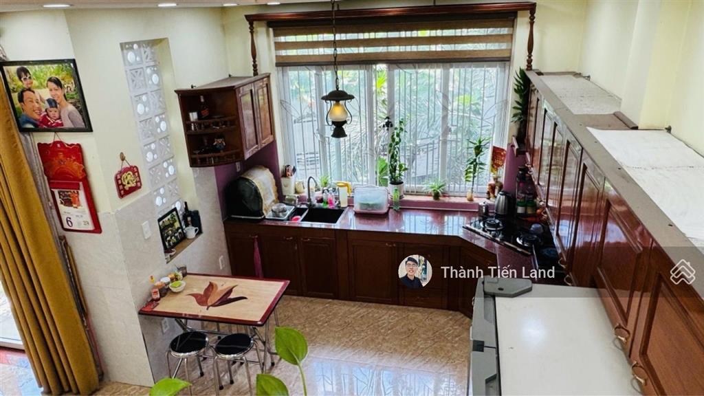 Nhà 4 tầng, gần chợ gò xoài, tân kỳ tân quý, ngang 7.5m rộng rãi, có gara oto, giá 6.x tỷ.