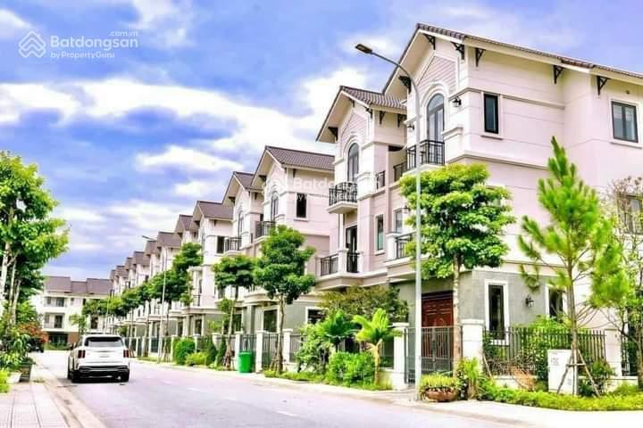 Nổi bật bán căn biệt thự 4 tầng hai mặt vị trí kim cương có 102 vip,  0912 865 ***