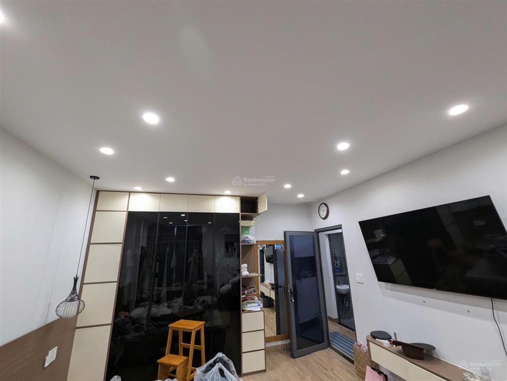 Khuôn đất hiếm hxh thích quảng đức phú nhuận dt 8 x 27m 216m ctxd hầm 5 lầu st giá 30 tỷ 138tr/m2