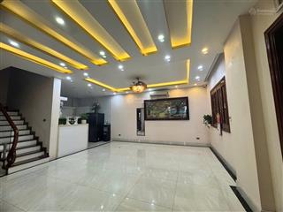 Bán gấp nhà lạc long quân  vài phút đi bộ sang hồ tây  252m2  mt 12m  hơn 40 tỷ  0976 767 ***
