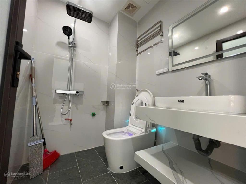 Nhà mới kim đồng 6 tầng, 90m2, thang máy, ô tô tránh, kinh doanh,  0976 767 ***