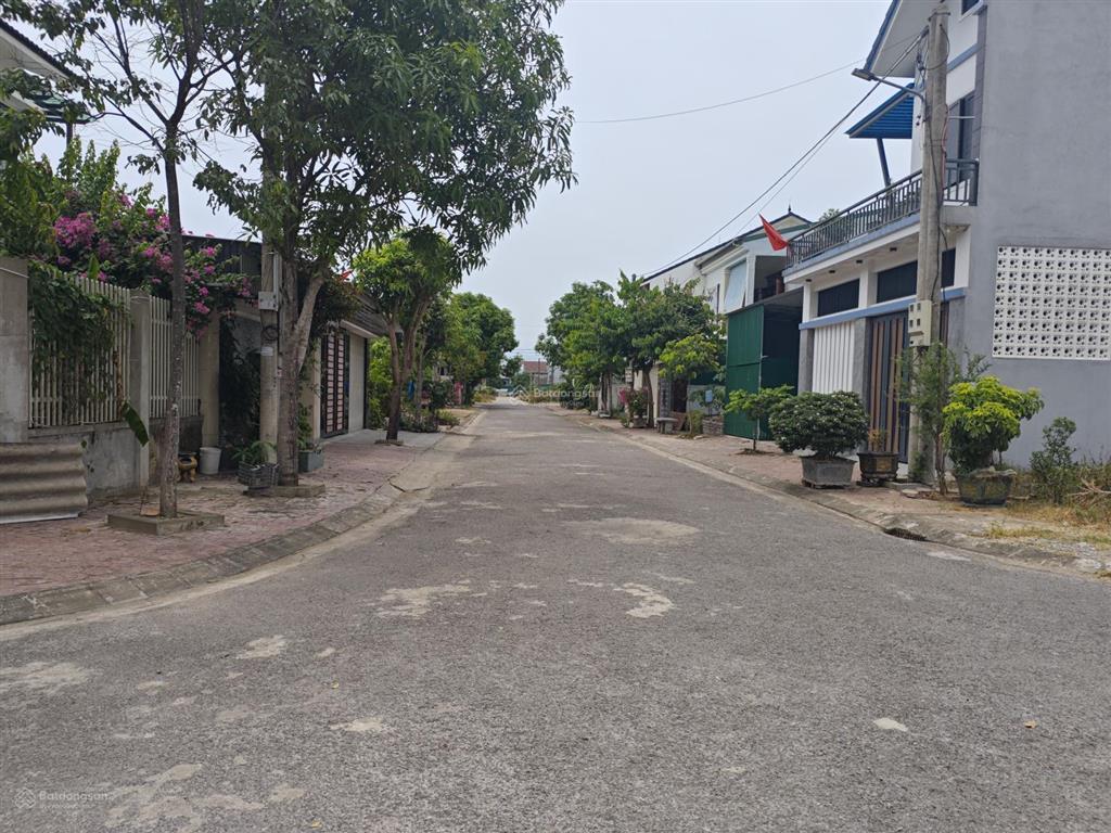 Bán đất khu tái định cư xuân hoa, nghi đức, vinh. đường nhựa 9m thông.  0916 621 ***