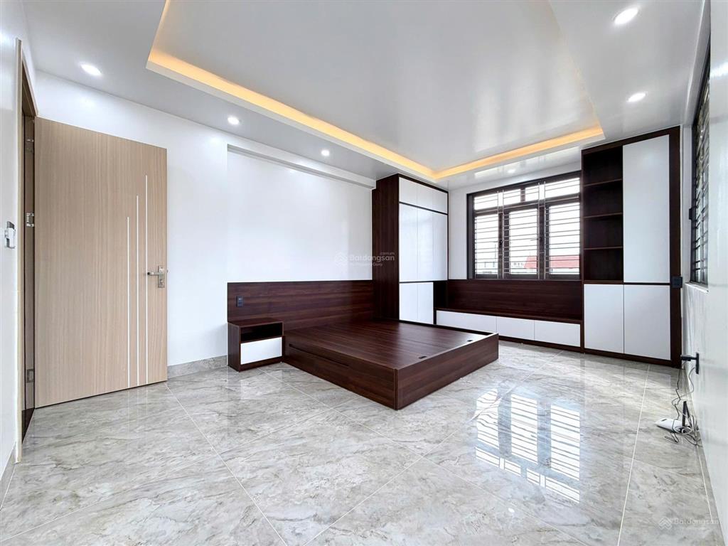 Cần bán biệt thự mê linh anh dũng có thang máy, đường 25m, bìa hồng 2 quyền tại hải phòng