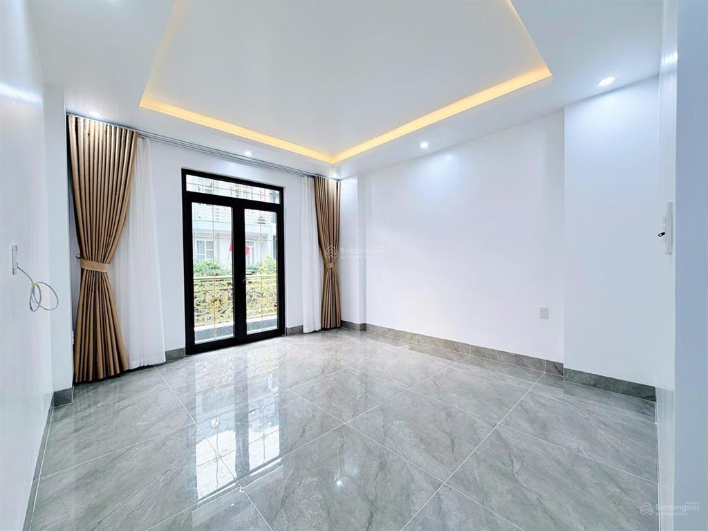 Nhà 4 tầng xây mới mặt đường 11m khu tđc vinhomes riverside, chợ hoa quả cầu bính, p. hồng bàng hp