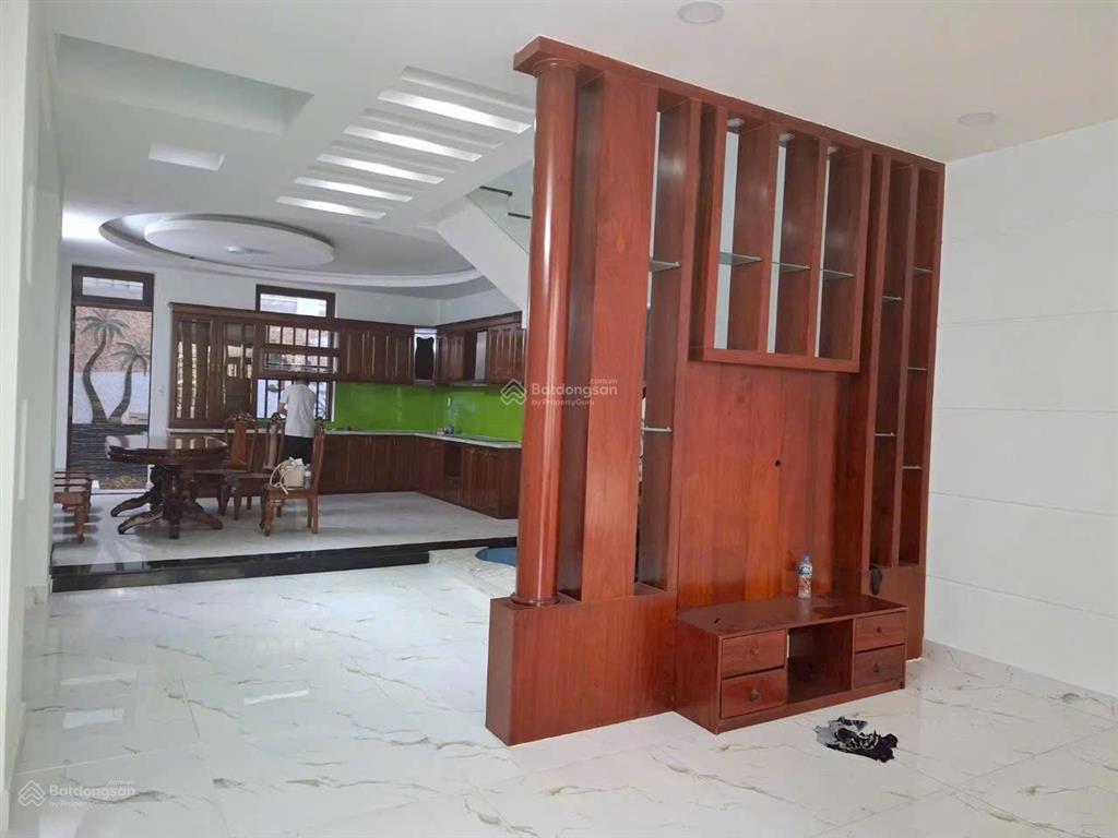 Bán nhà hầm + 4 tầng mặt tiền kinh doanh phường hiệp bình, tp thủ đức, tp hcm
