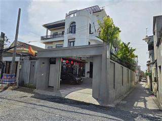 Bán biệt thự 11mx26m sân vườn góc 2 mặt tiền khu bên sông phường hiệp bình chánh tp thủ đức tp hcm