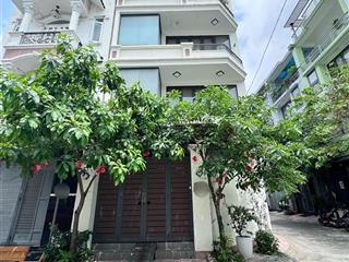Bán nhà 4 tầng có thang máy góc 2 mặt tiền ngay quốc lộ 13 phường hiệp bình tp thủ đức tp hcm