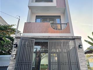 Bán nhà đẹp 3 tầng sân thượng ngay chợ long trường phường long trường quận 9 tp hcm