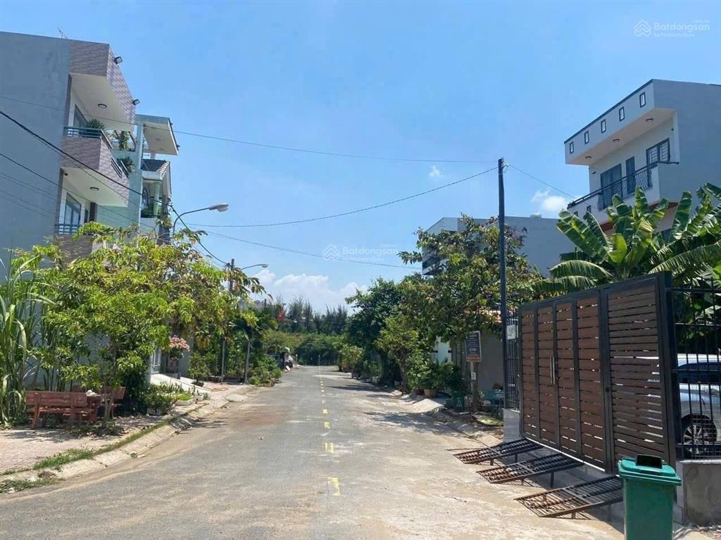 Bán đất 5,32m x 21,6m 1/đường trường lưu ngay chợ, ubnd phường long trường quận 9 tp. hồ chí minh