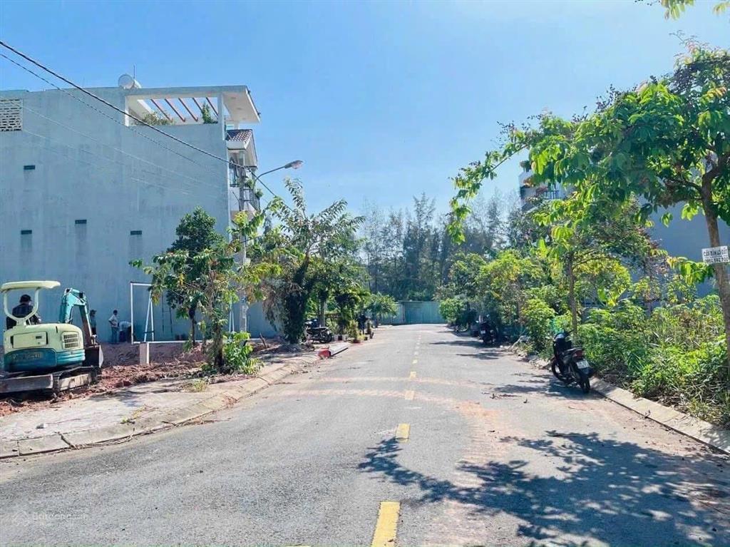 Bán đất 5,32m x 21,6m 1/đường trường lưu ngay chợ, ubnd phường long trường quận 9 tp. hồ chí minh