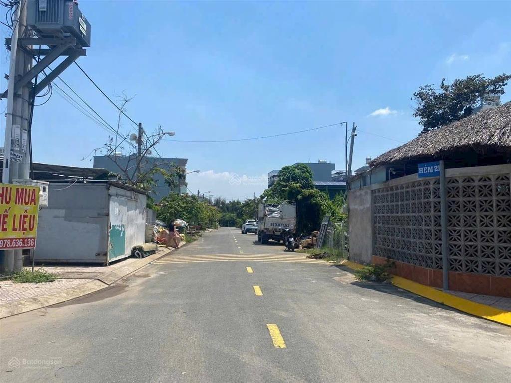 Bán đất 5,32m x 21,6m 1/đường trường lưu ngay chợ, ubnd phường long trường quận 9 tp. hồ chí minh